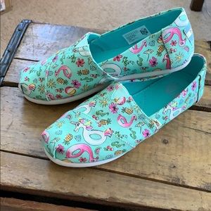 Girls Youth Summer Toms 3Y